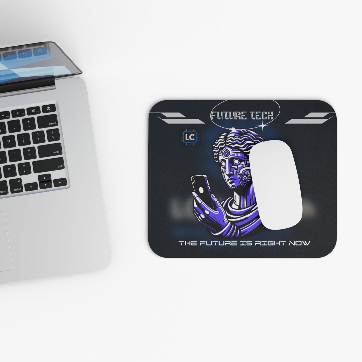 LCShopTech | Mouse Pad — Futuristic Design with a Technological Cyber Statue